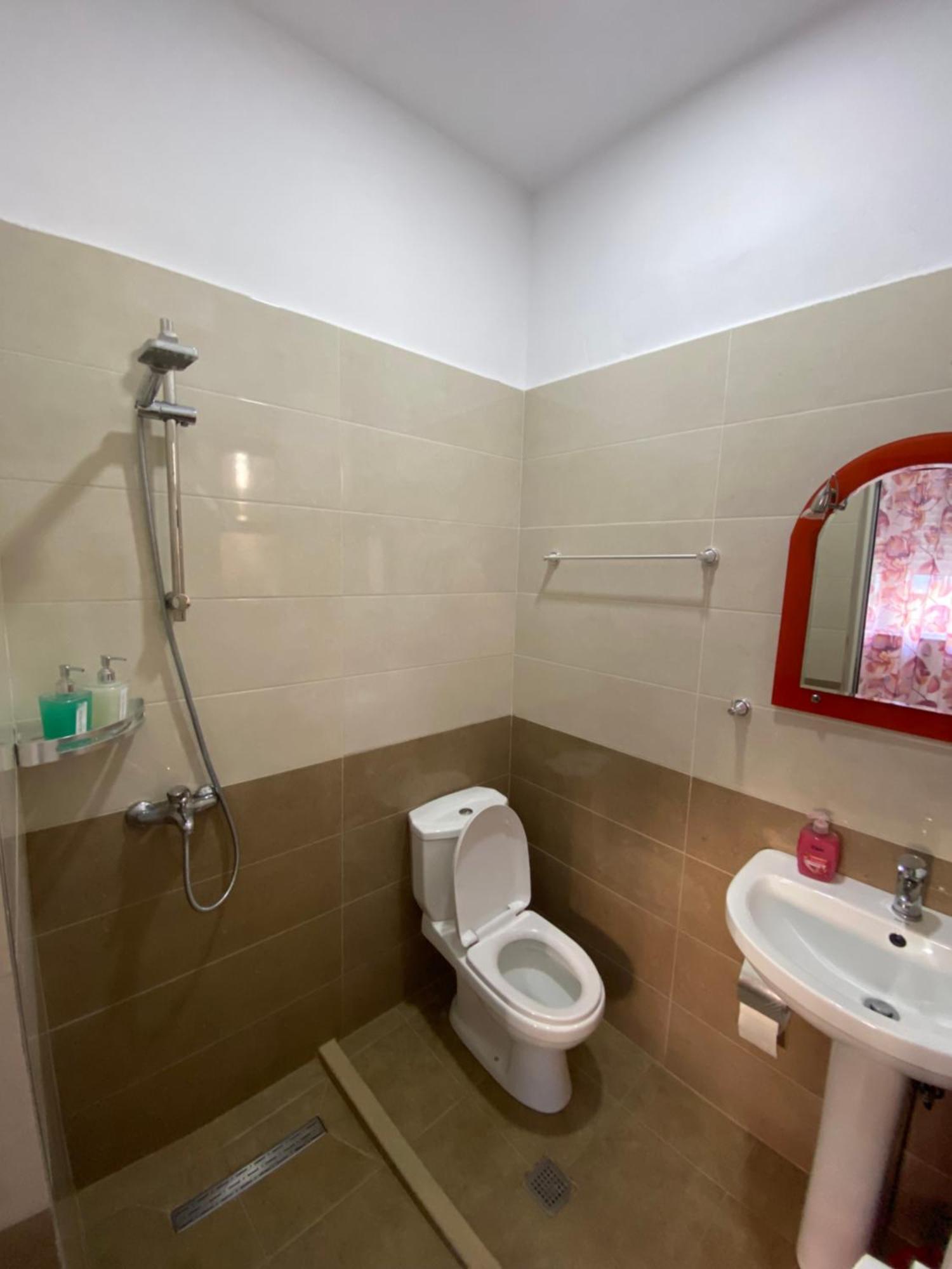 Ayso Inn Tirana City Center エクステリア 写真