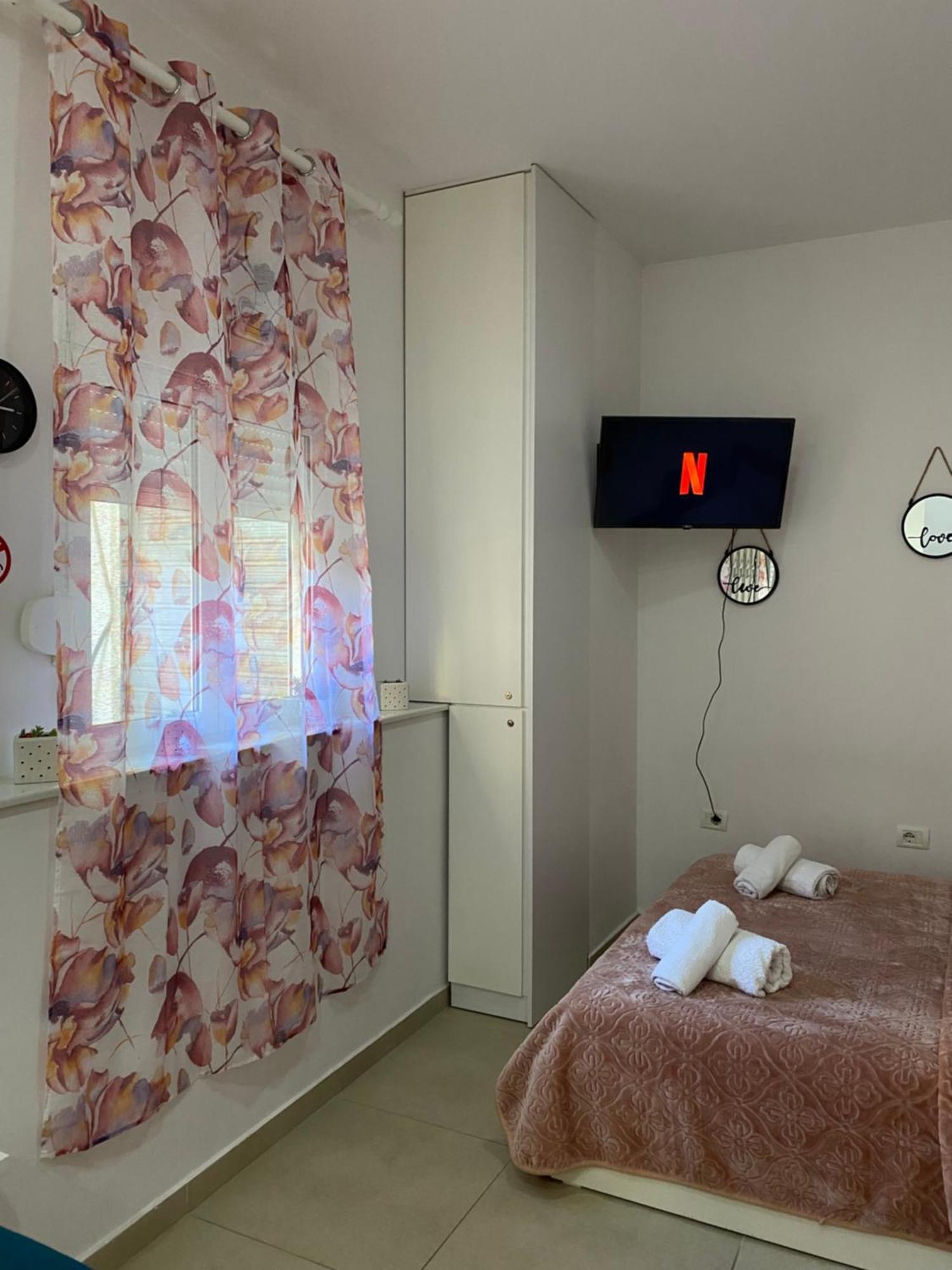 Ayso Inn Tirana City Center エクステリア 写真