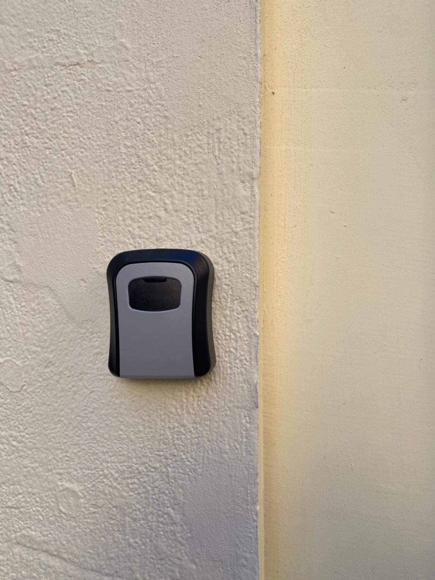 Ayso Inn Tirana City Center エクステリア 写真
